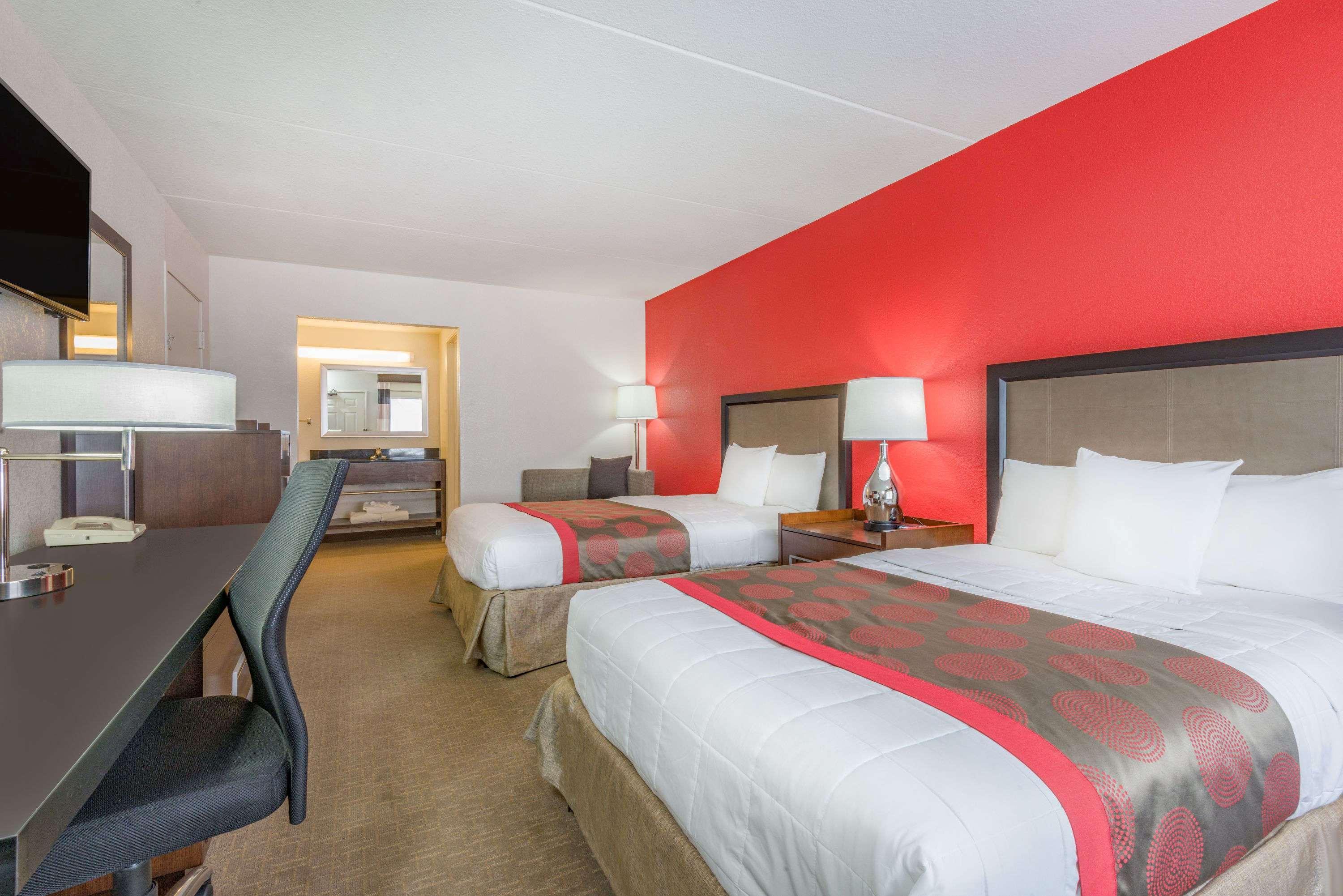 Ramada By Wyndham Albuquerque Airport Hotel Exterior photo
