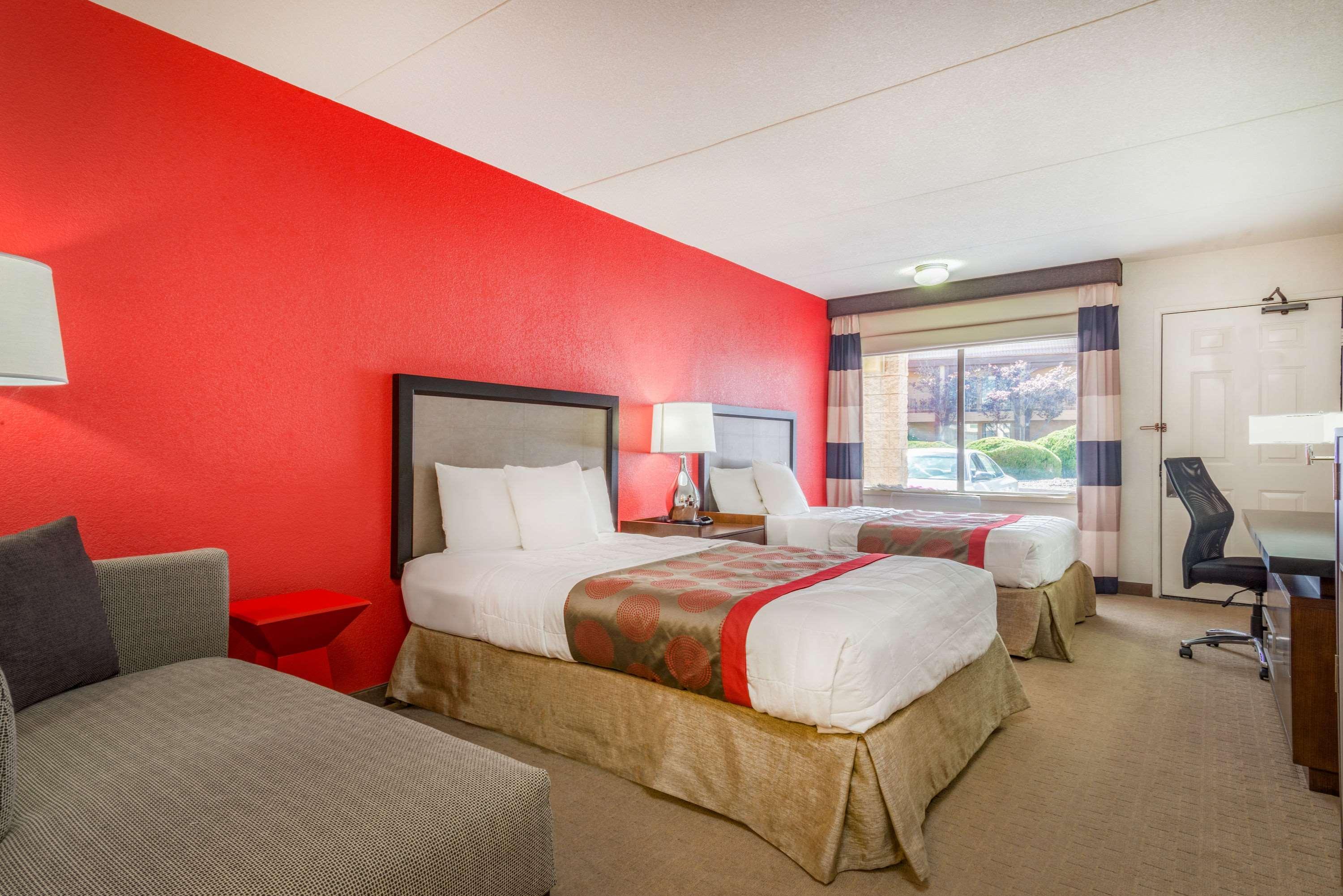 Ramada By Wyndham Albuquerque Airport Hotel Exterior photo