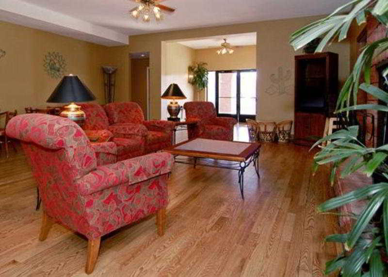 Ramada By Wyndham Albuquerque Airport Hotel Interior photo